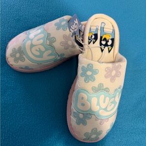 Women’s Slippers - Pink and Cream